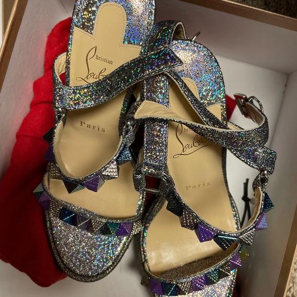 Sold - Picture 6 of 12